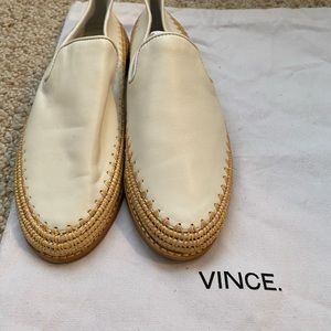 VINCE, LEATHER With RAFFA SLIP ON SHOE